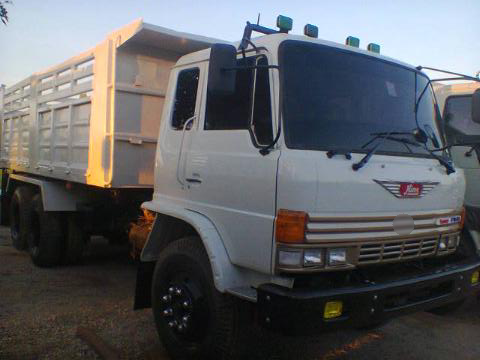 ขายรถบรรทุกสิบล้อดั๊มพ์ HINO F18 เครื่องเดิมHO7C 185 แรง เกียร์เดิม ทะเบียนพร้อม