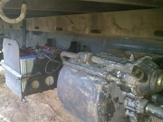 Hino FC2WHLA 120 HP WO4D กระบะคาร์โก้ ยาว 5.50 เมตร Hino FC2WHLA 120 HP WO4D กระบะคาร์โก้ ยาว 5.50 เมตร