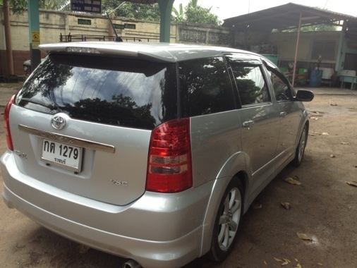 Toyota Wish Top ปี04 ราคา600,000 หรือขายดาวน์ 340,000 ผ่อนต่อ7,036 x. 37 = 260,332 รวมเงินดาวน์+ผ่อน = 640,332
