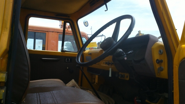 ขายรถบรรทุก 10 ล้อบรรทุก น้ำสวยๆ เก๋ รถ ทหาร เครื่องดี ขับเคลื่อนล้อหน้า