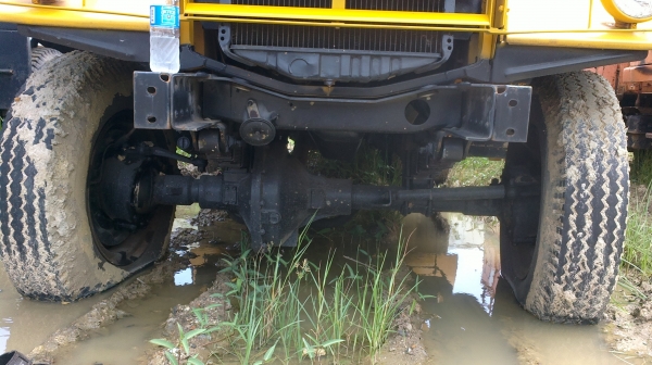 ขายรถบรรทุก 10 ล้อบรรทุก น้ำสวยๆ เก๋ รถ ทหาร เครื่องดี ขับเคลื่อนล้อหน้า