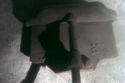 ปากกาจับชิ้นงานญี่ปุ่น สภาพเดิมๆครับขนาดปากประมาณ 6-8 นิ้วครับเหล็กดีครับเกลียวดีพร้อมใช้แน่นนึบครับน่าเก็บครับสวยๆครับ