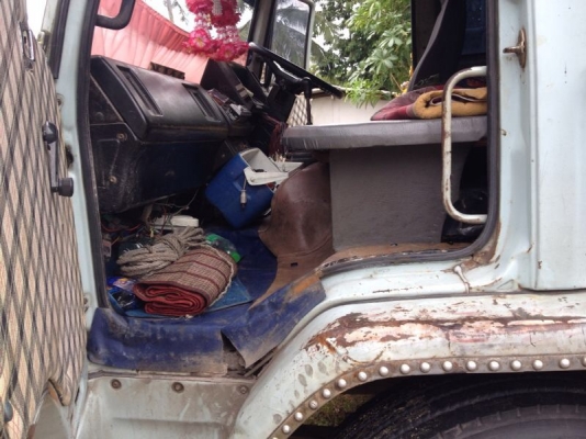 รถอีซูซุ 10 ล้อ รั่ว FVM 175 แรงม้า   สนใจติดต่อ 081 - 6079515