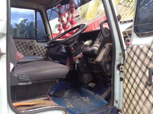 รถอีซูซุ 10 ล้อ รั่ว FVM 175 แรงม้า   สนใจติดต่อ 081 - 6079515