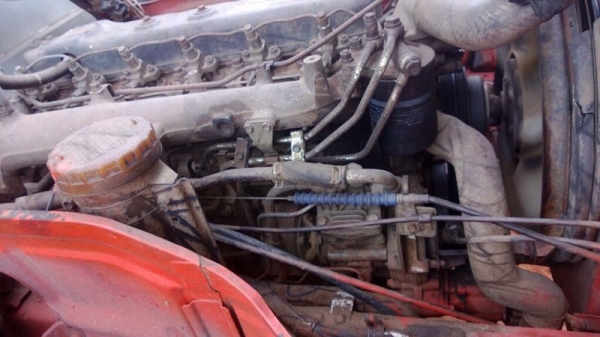 รถฮีโน่ 10 ล้อดั้ม 168 แรงม้า  สนใจติดต่อ 081 - 079515