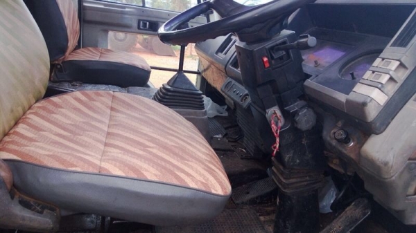 รถอีซูซุ 6 ล้อดั้ม FRR 175 แรงม้า  สนใจติดต่อ 081 - 6079515