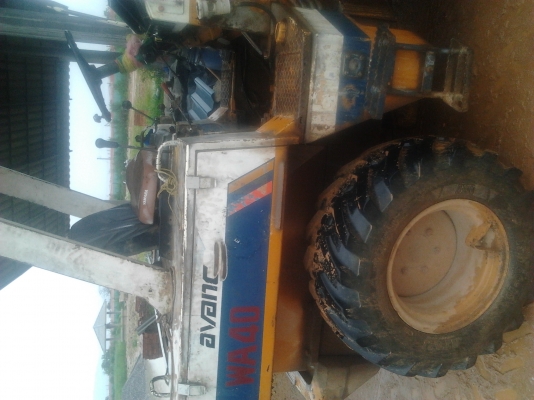 ขายรถตักล้อยาง komatsu WA 40- 1 เอวอ่อน ขายรถตักล้อยาง komatsu WA 40- 1 เอวอ่อน