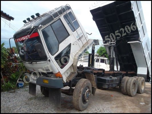 ขายด่วน รถบรรทุก 10 ล้อ MITSUBISHI FUSO MMTFN528 210 แรง ปี 45 รถสวยมาก สภาพเดิมๆ พร้อมใช้งาน ราคาสุดคุ้ม