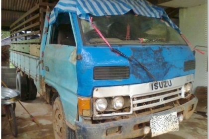 อีซูซุ KS เครื่อง 110  ทะเบียนขาดปี 52