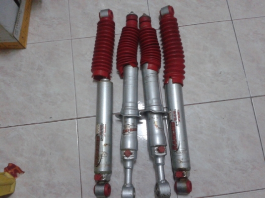 ขายโช้คแรนโช่RS9000xl ถอดจากวีโก้