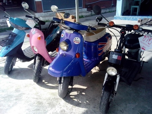 มีหลายคันเลือกดูเอาครับ ทุกคัน รับประกันเครื่อง 3 เดือน ไม่เกิน 100 กม. ส่งฟรี