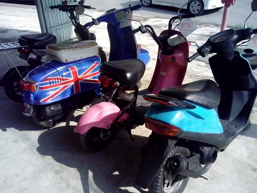 มีหลายคันเลือกดูเอาครับ ทุกคัน รับประกันเครื่อง 3 เดือน ไม่เกิน 100 กม. ส่งฟรี