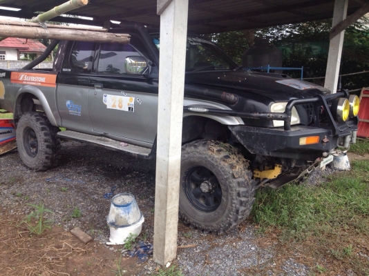 ขายรถ mitsubishi 4WD