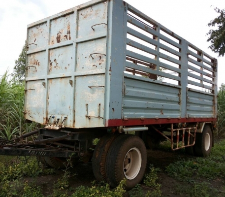 ขายด่วน ลูกพ่วง 2 เพลาคอกสูงเกษตรไม่ดั๊มพ์ความยาว 6.20 เมตรสภาพสวยจัด ช่วงล่างแน่นคัชซีสวยเดิมๆไม่มีบวม ยางสภาพดีทั้ง 8 เส้นประมาณ 70\% พร้อมบรรทุกพร้อมใช้งาน เอกสารสัญญาซื้อขาย ราคาต่อรองได้ครับ