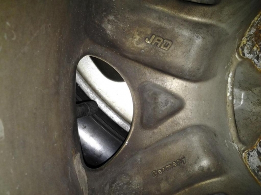 ขายแมกซ์ benz w124 ขอบ 15 made in german