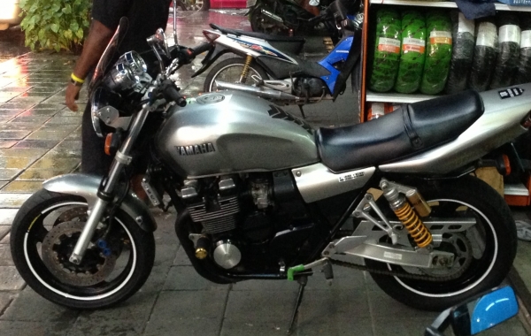 ขาย Yamaha Xjr 400 ปี 2003 อินวอยตัวจิง+สรรพสามิตร ถูกต้องตามกฎหมาย "หายห่วงเรื่องกลัวโดนเรื่องยึดรถ" ขาย Yamaha Xjr 400 ปี 2003 อินวอยตัวจิง+สรรพสามิตร ถูกต้องตามกฎหมาย "หายห่วงเรื่องกลัวโดนเรื่องยึดรถ"
