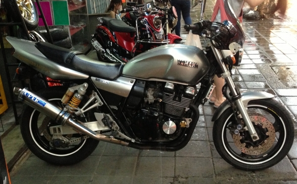 ขาย Yamaha Xjr 400 ปี 2003 อินวอยตัวจิง+สรรพสามิตร ถูกต้องตามกฎหมาย "หายห่วงเรื่องกลัวโดนเรื่องยึดรถ" ขาย Yamaha Xjr 400 ปี 2003 อินวอยตัวจิง+สรรพสามิตร ถูกต้องตามกฎหมาย "หายห่วงเรื่องกลัวโดนเรื่องยึดรถ"