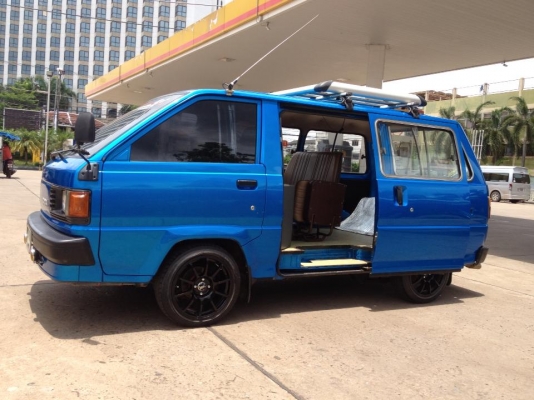 ปิดการขาย รถตู้ ไลเอ็ด