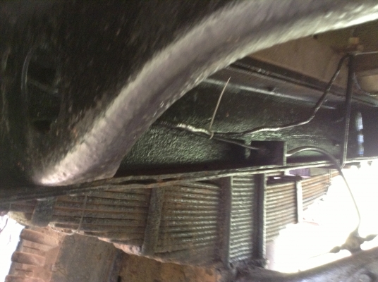 ขาย 6 ล้อหัวยาว เครื่อง 6BB1 145 แรงม้า คัสซีสวยตลอดเส้น เฟืองท้ายใหญ่ ยางเต็ม ทะเบียนพร้อมโอน ราคาต่อรองไ