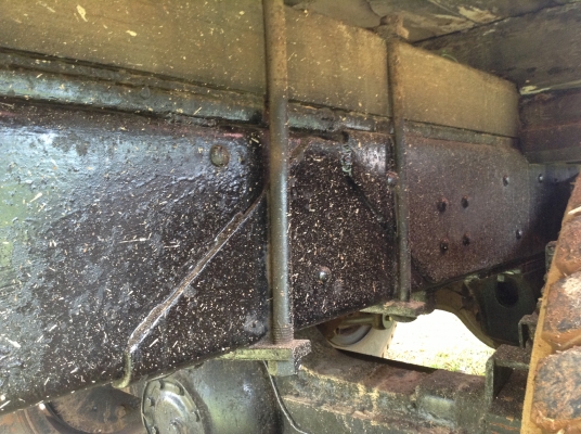 ขาย 10 ล้อหัวยาว 2 เพลา เครื่อง 6BD1 165 แรงม้า คัสซีสวยตลอดเส้น ช่วงล่าง JCM สโลว์กลาง ยางเต็ม หัวเก๋งสวยไม่ผุ ทะเบียนพร้อมโอนครับ