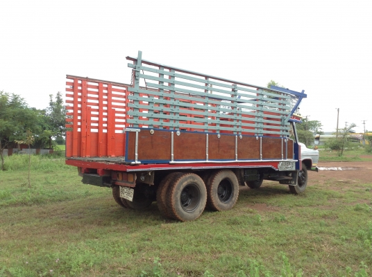 ขาย 10 ล้อหัวยาว 2 เพลา เครื่อง 6BD1 165 แรงม้า คัสซีสวยตลอดเส้น ช่วงล่าง JCM สโลว์กลาง ยางเต็ม หัวเก๋งสวยไม่ผุ ทะเบียนพร้อมโอนครับ