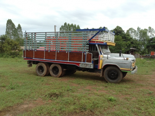 ขาย 10 ล้อหัวยาว 2 เพลา เครื่อง 6BD1 165 แรงม้า คัสซีสวยตลอดเส้น ช่วงล่าง JCM สโลว์กลาง ยางเต็ม หัวเก๋งสวยไม่ผุ ทะเบียนพร้อมโอนครับ