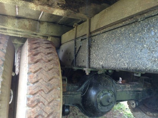 ขาย 10 ล้อหัวยาว 2 เพลา เครื่อง 6BD1 165 แรงม้า คัสซีสวยตลอดเส้น ช่วงล่าง JCM สโลว์กลาง ยางเต็ม หัวเก๋งสวยไม่ผุ ทะเบียนพร้อมโอนครับ