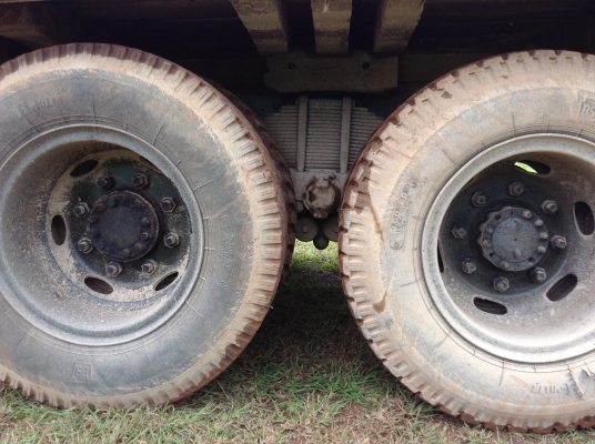 ขาย 10 ล้อหัวยาว 2 เพลา เครื่อง 6BD1 165 แรงม้า คัสซีสวยตลอดเส้น ช่วงล่าง JCM สโลว์กลาง ยางเต็ม หัวเก๋งสวยไม่ผุ ทะเบียนพร้อมโอนครับ