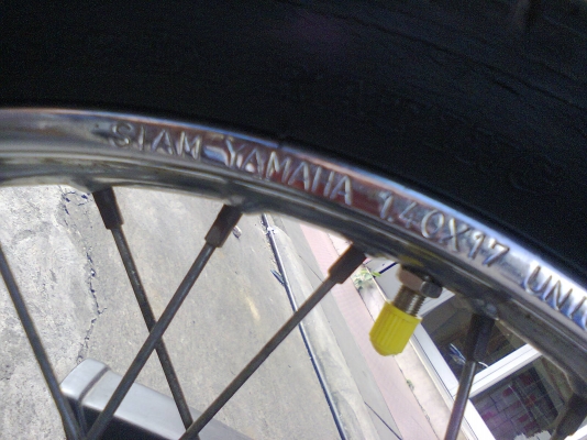 ขายแบบ  ด่วนๆๆๆๆ  ลดราคาแล้วจ้า   BELE R ตัวแรง  ดิสเบรค หน้า ล้อยงั เป็นล้อ  ยามาฮ่า แท้ๆ ครับ เครื่องดี  เบรคหน้าเดิม  japan ดี  ไมล์ขึ้น      เกจ์น้ำมันขึ้น  ไฟเลี้ยว ไฟหน้าหลัง ล้อกคอได้   เอกสารครบ  พร้อมโอน