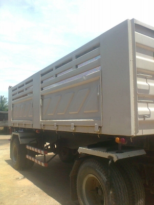 ลูกพ่วงดั้มสามมิตรเปิดข้างใด้ 2คานยาว6เมตร สีเดิม ปี49 สภาพสวย