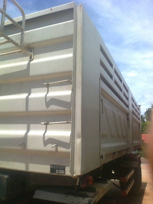 ลูกพ่วงดั้มสามมิตรเปิดข้างใด้ 2คานยาว6เมตร สีเดิม ปี49 สภาพสวย