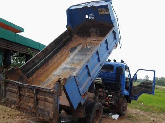 Isuzu Rocky NRR12C เครื่อง175 เบรคทิฟฟี่ แอรเย็น F หน้า หลัง หรือตัดสด 638000