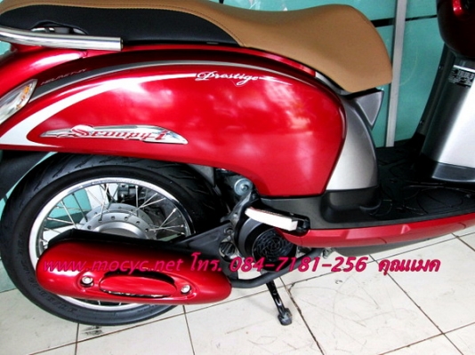 .scoopy-i ตัวท๊อป สีแดงเทา สีขายดี ไมล์แค่ 2 พันโล คนใช้เยอะ 29500