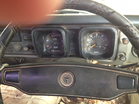 -ขายTOYOTA  4ขอปี2521สวยจัดมากมือเดียวออกห้างถูกๆ