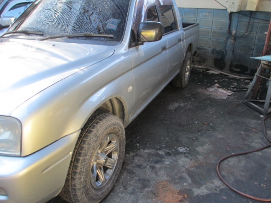 มิตซู สตราด้า แอล200 มิตซู สตราด้า แอล200