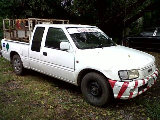 ขายกระบะอีซูซุ ดราก้อน ปี 2001 เครื่อง 2.5 เทอร์โบ สภาพตีอาบค่ะ