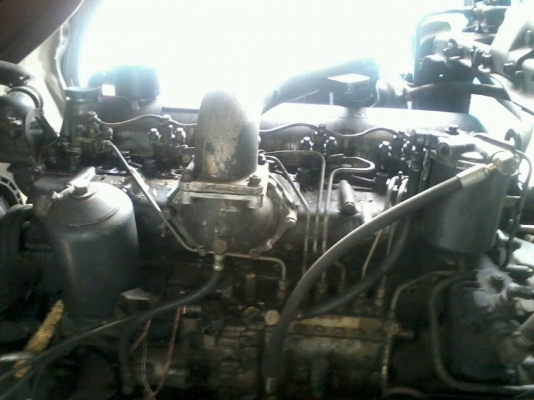 ขายรถบรรทุก12ล้อพื้นเลียบ MITSUBISHI FN527 MA วางหัวM6 เครื่อง 6D16 เทอร์โบ แต่แปลงเป็นเพลาเดียวครับ