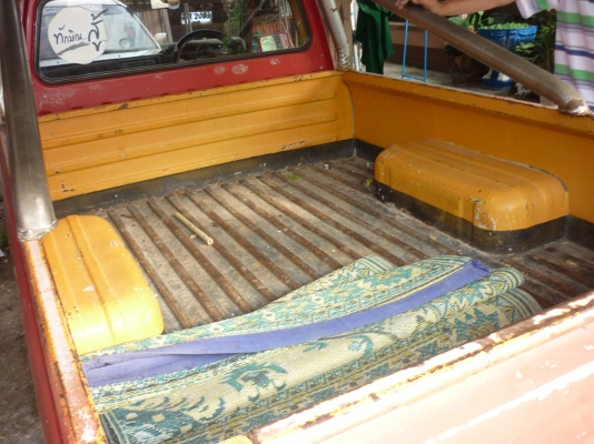 ขายรถ mazda1000 เหลือ26000ขับไปเลย