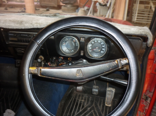 ขายรถ mazda1000 เหลือ26000ขับไปเลย