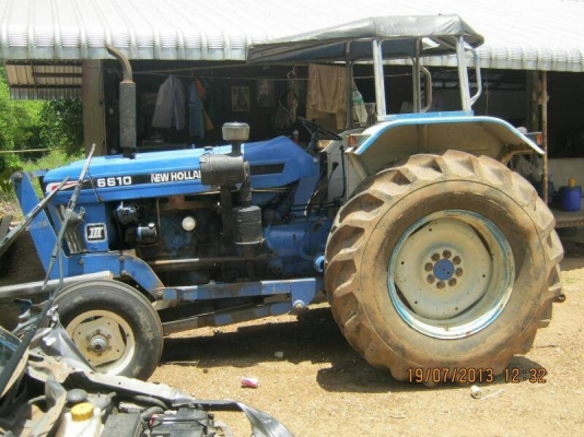 ขายรถไถFORD 6610เสื้อลายมีคานดันหน้าอย่างเดียวไม่มีใบมีด มีเล่มทะเบียน