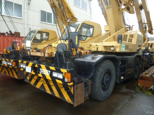 TADANO รถเครนนำเข้าจากญี่ปุ่น 4 ล้อ ขนาด 25 ตัน TADANO รถเครนนำเข้าจากญี่ปุ่น 4 ล้อ ขนาด 25 ตัน