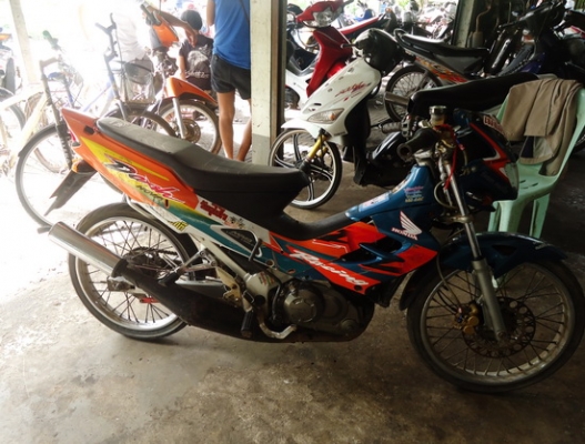 ขาย Honda nova dash จดปี41 สภาพพร้อมใช้