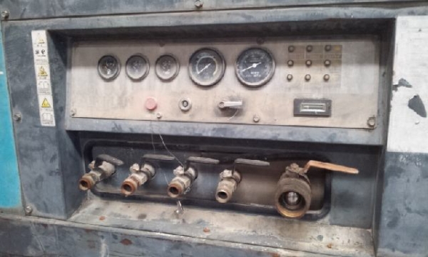 PDS390S # 72-4061317 : ปั๊มลม airman 390cfm. by กุ้ง:TOS:081-3062283