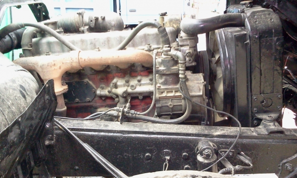 ขายรถบรรทุกรถเี่กี่ยวข้าวเทเลอร์