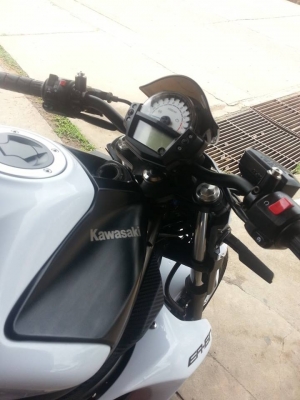 Kawasaki er6n 2012 พร้อมทะเบียนโอน รับแลกเทิร์น ราคาต่อลองได้