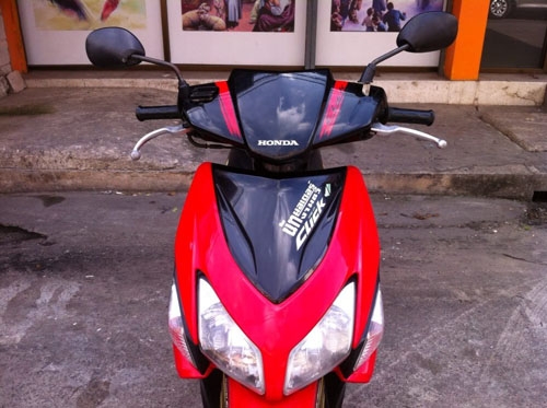 click ปี 50 สีแดง ส้ม ดำ รถบ้าน ภายใน ภายนอกเดิมๆ เครื่องแน่น ไม่หลวม ควันไม่ไหล เอกสารพร้อม เชิญแวะชมก่อนได้จ้า