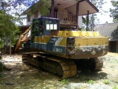 ขายKOBELCO SK 200M2 ยูตานิแท้ ตัวเดินใหญ่ สภาพพร้อมใช้ เอกสารอิมวอย ติดต่อได้ที่คุณอ๊อฟ พิจิตร 086-737-9991