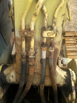 ขายKOBELCO SK100M3 สภาพพร้อมใช้ ราคาต่อรองได้ ติดต่อได้ที่คุณ อ๊อฟ พิจิตร 086-737-9991