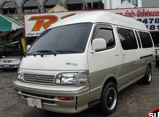 TOYOTA - HIACE - COMMUTER 2.8 AT ปี1994 เครื่องดีเซล สีขาว, เกียร์อัตโนมัติ, แอร์, วิทยุ, ล้อแมกซ์, CD, พ.พาวเวอร์, เบาะหนัง รถสวย สภาพดี ขับดีมากๆ พร้อมใช้งาน ยางใหม่4เส้น เจ้าของดูแลรักษาดีมาก เหมาะทุกการใช้งาน พ่อค้า แม่ค้าซื้อได้ทุกอาชีพซื้อได้หมด ติด