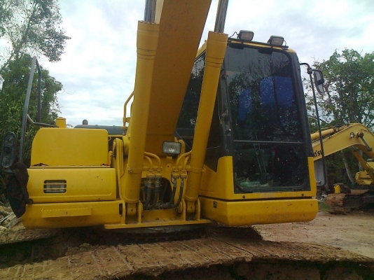 ฝากขาย KOMATSU PC 200-7